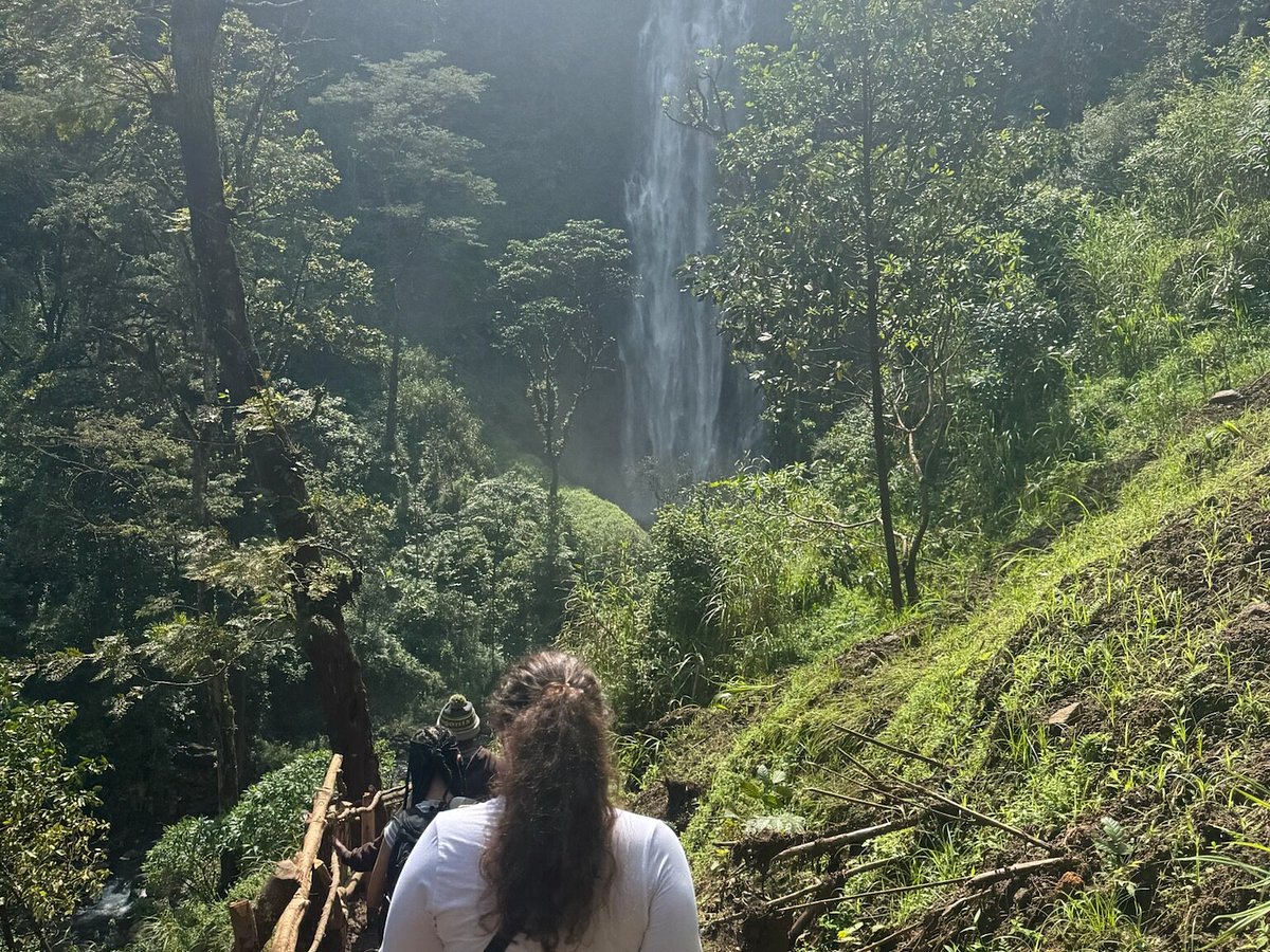 Miwaleni Waterfall