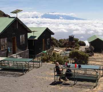Miriakamba Hut