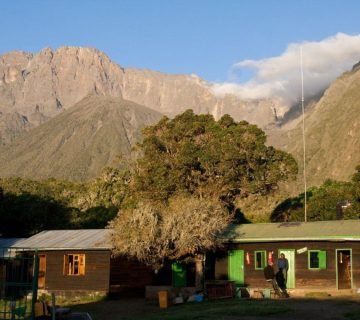 saddle Hut